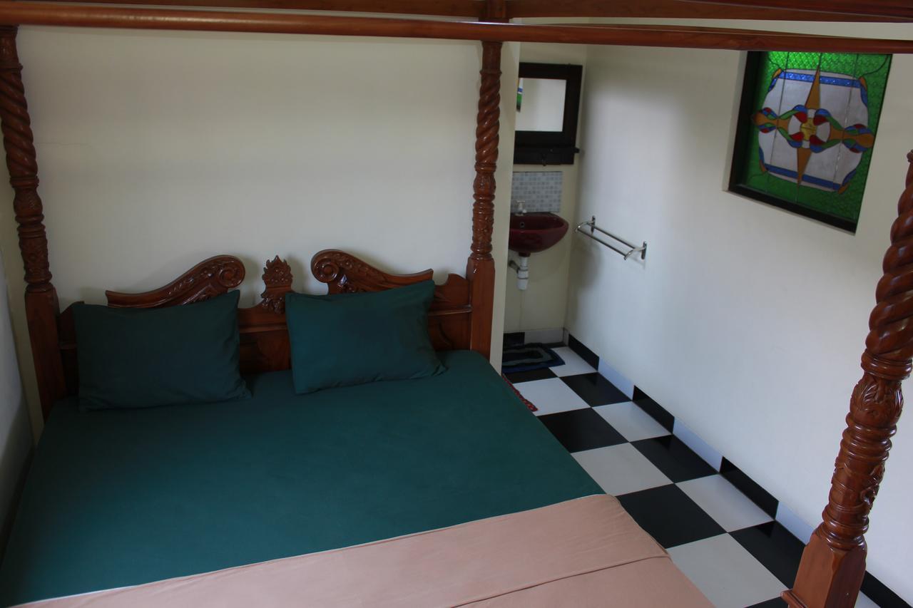 La Javanaise Home Stay Malioboro Джок'якарта Екстер'єр фото