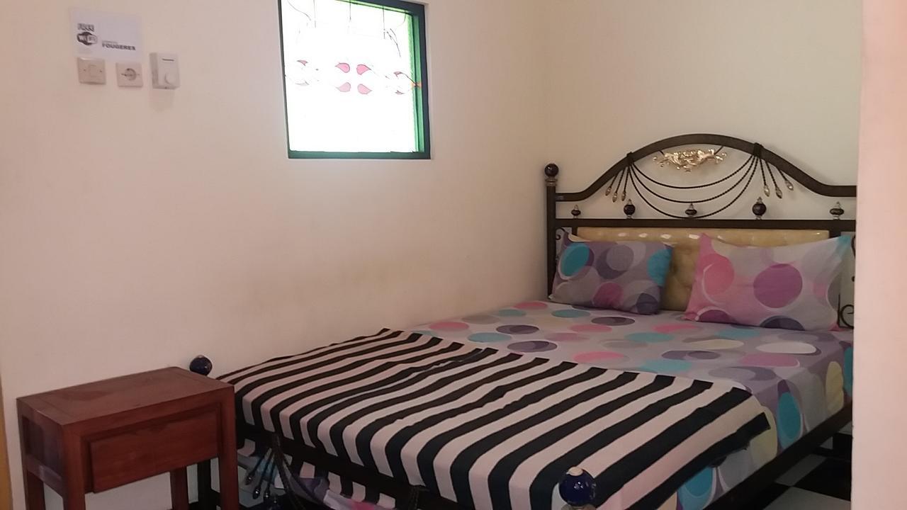 La Javanaise Home Stay Malioboro Джок'якарта Екстер'єр фото