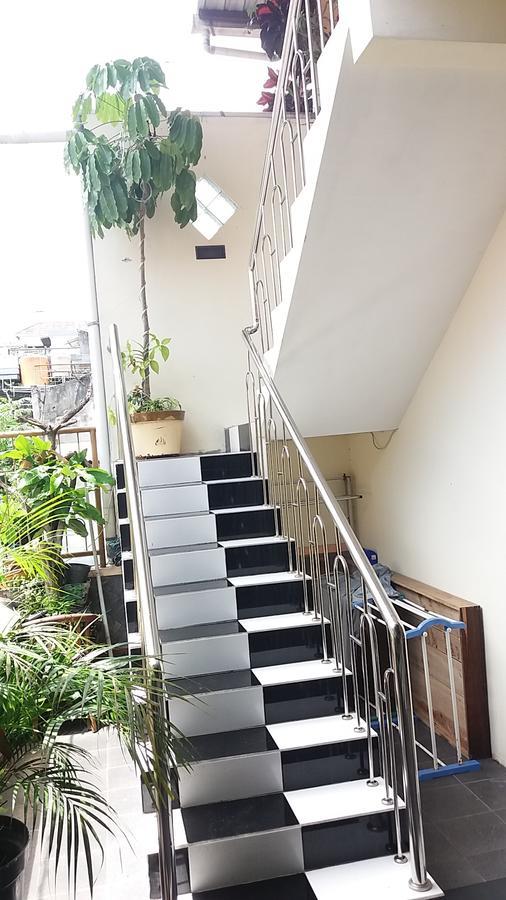 La Javanaise Home Stay Malioboro Джок'якарта Екстер'єр фото