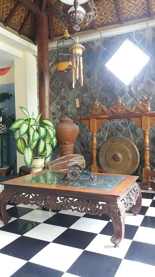 La Javanaise Home Stay Malioboro Джок'якарта Екстер'єр фото