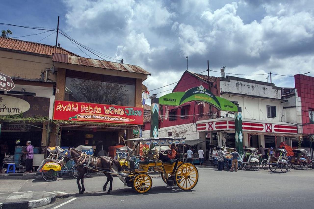 La Javanaise Home Stay Malioboro Джок'якарта Екстер'єр фото