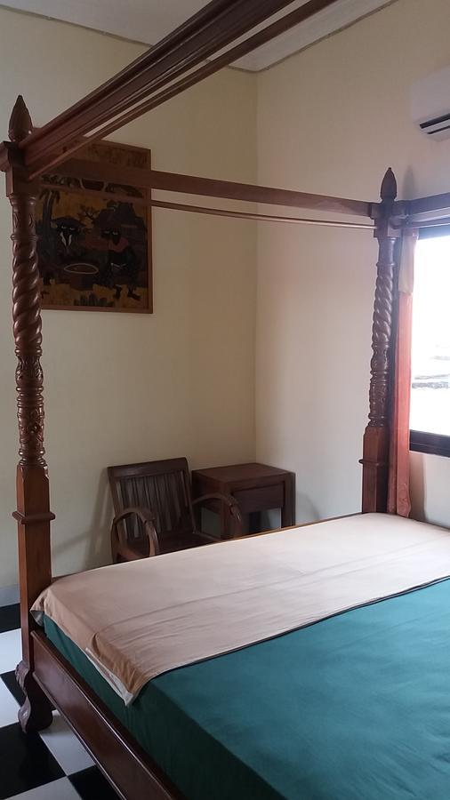 La Javanaise Home Stay Malioboro Джок'якарта Екстер'єр фото