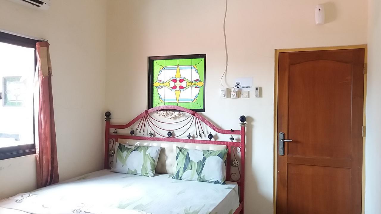 La Javanaise Home Stay Malioboro Джок'якарта Екстер'єр фото