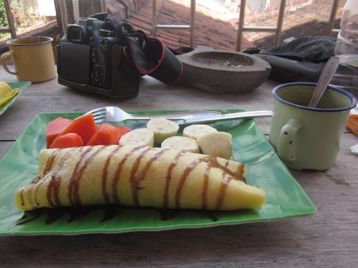 La Javanaise Home Stay Malioboro Джок'якарта Екстер'єр фото