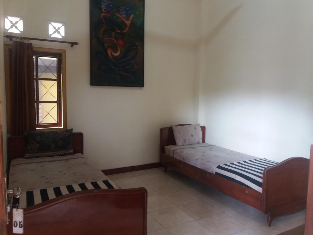 La Javanaise Home Stay Malioboro Джок'якарта Екстер'єр фото