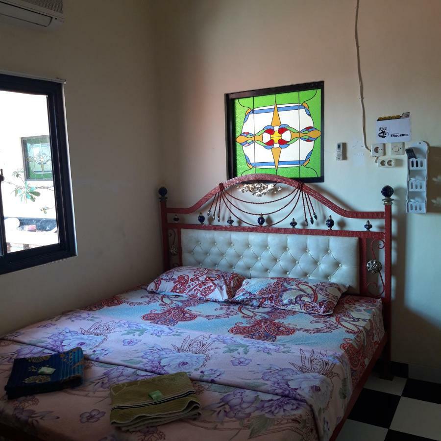 La Javanaise Home Stay Malioboro Джок'якарта Екстер'єр фото