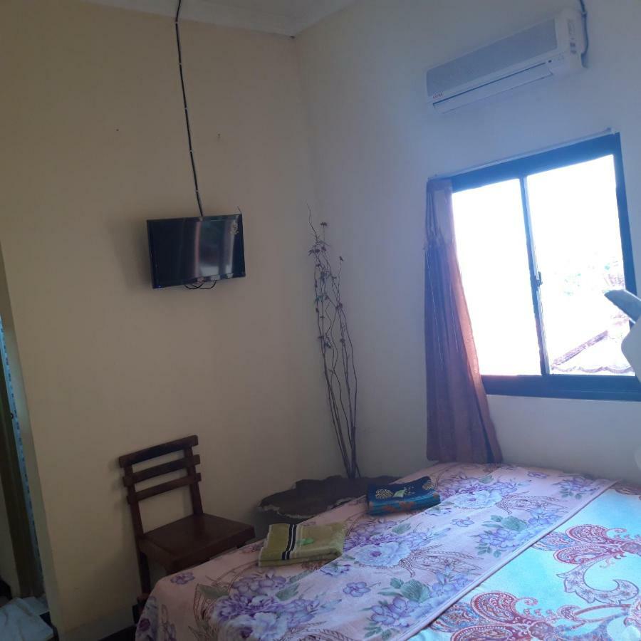 La Javanaise Home Stay Malioboro Джок'якарта Екстер'єр фото
